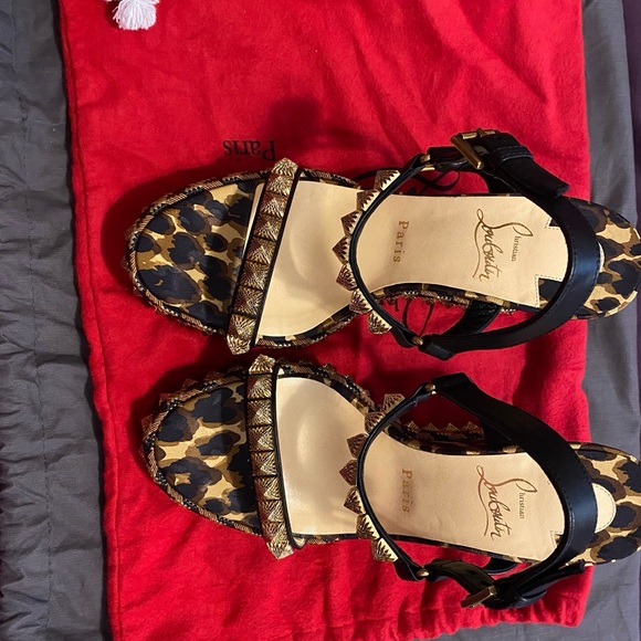 Christian Louboutin wedge sandal - Picture 5 of 5